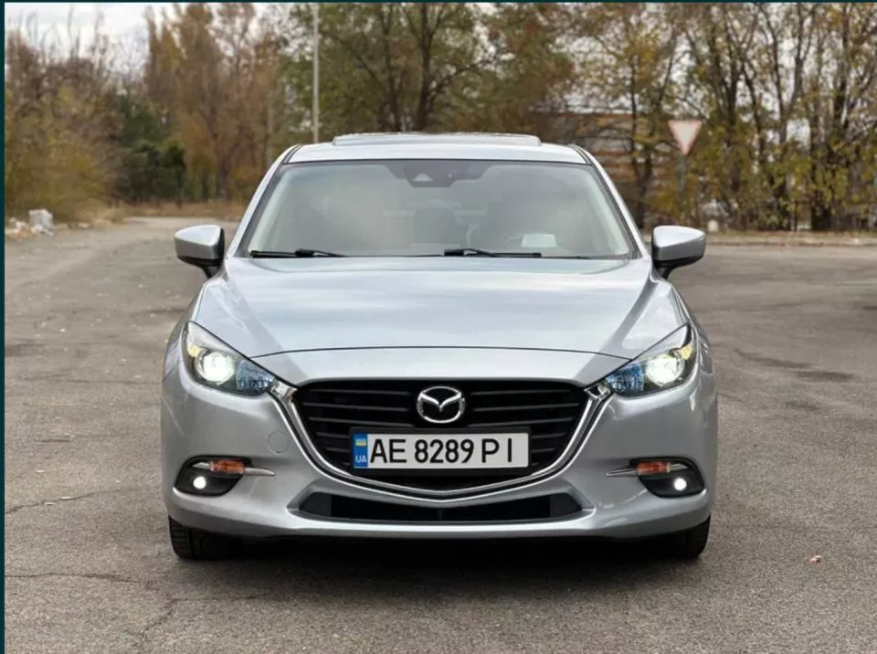 Продам Mazda 3 2017 Grand Touring