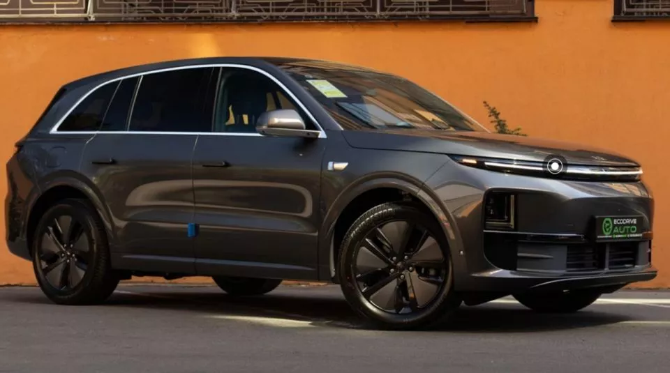 Новий Li Auto L6 2025