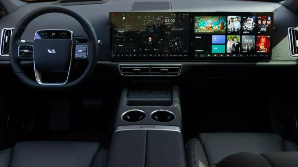 Новий Li Auto L6 2025