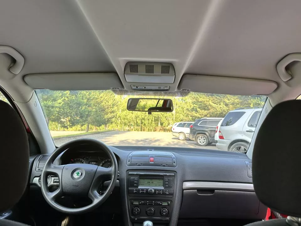 Продам Octavia 1.6 MPI